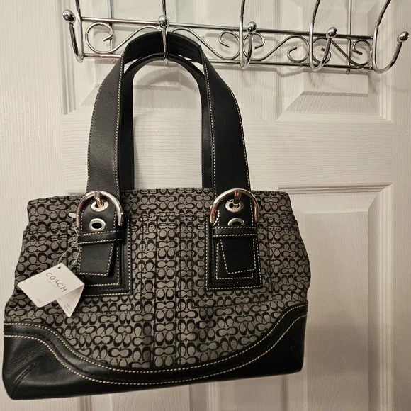 Coach Black and Gray Shoulder Bag w/ Signature Pattern With Matching Coin Purse - Picture 2 of 9